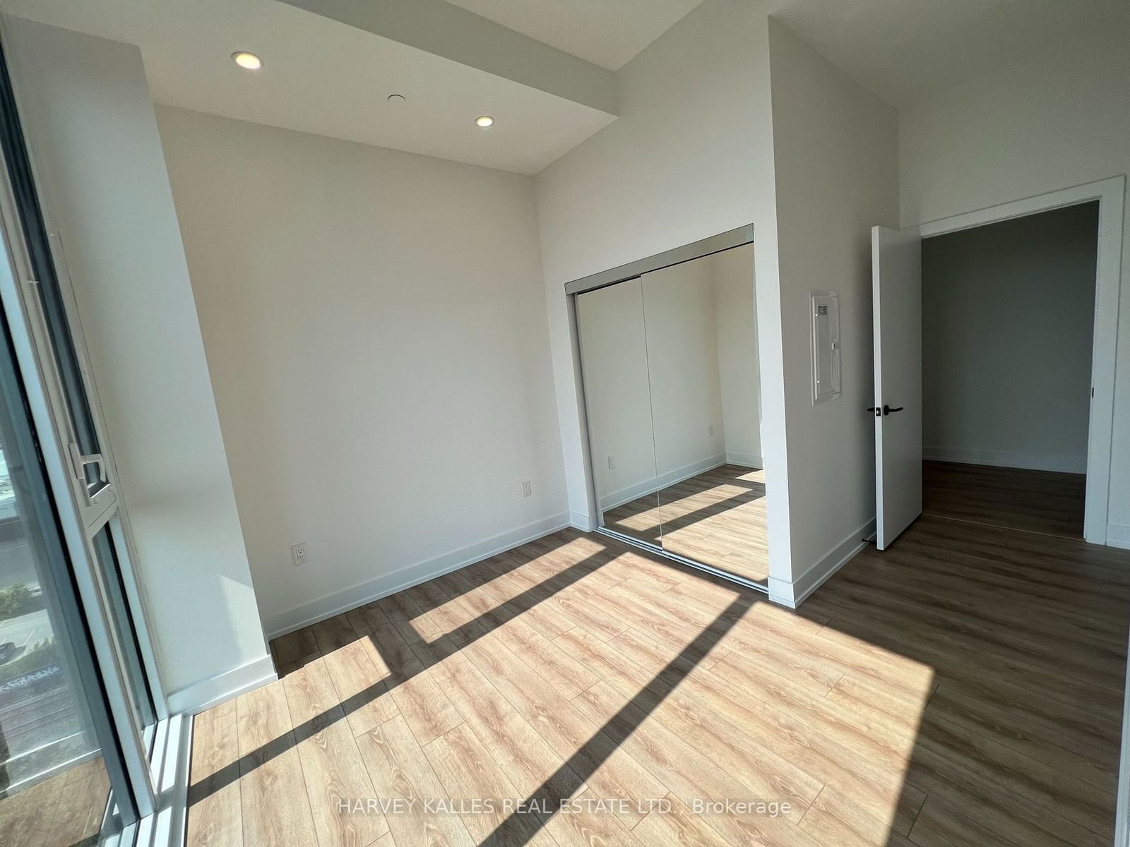 500 Dupont St, unit PH03 for rent - image #11