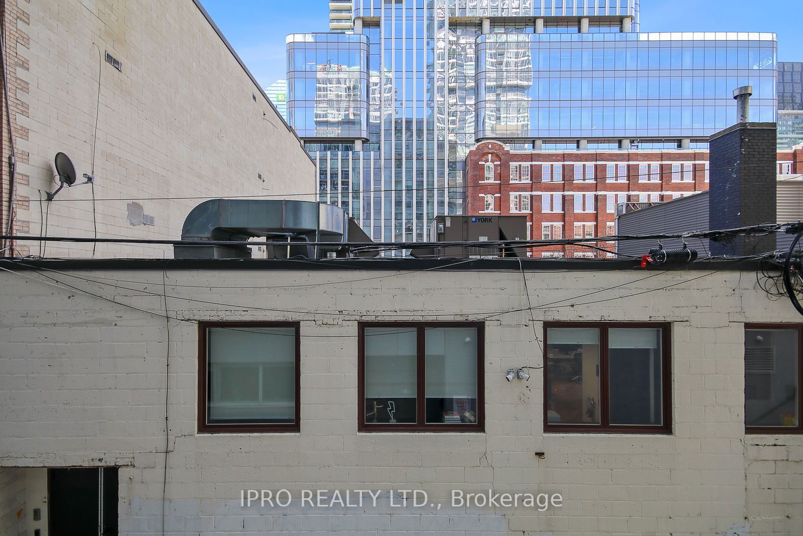 21 Nelson St, unit 201 for rent - image #36