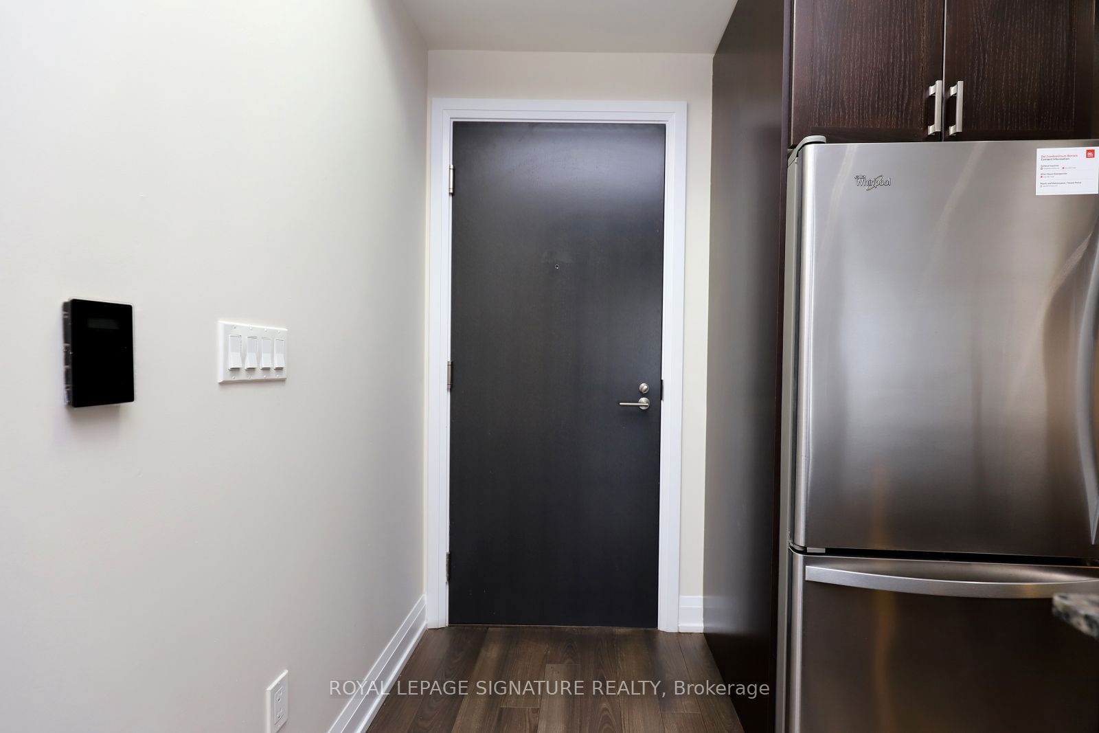 18 Graydon Hall, unit 1407 for sale - image #7