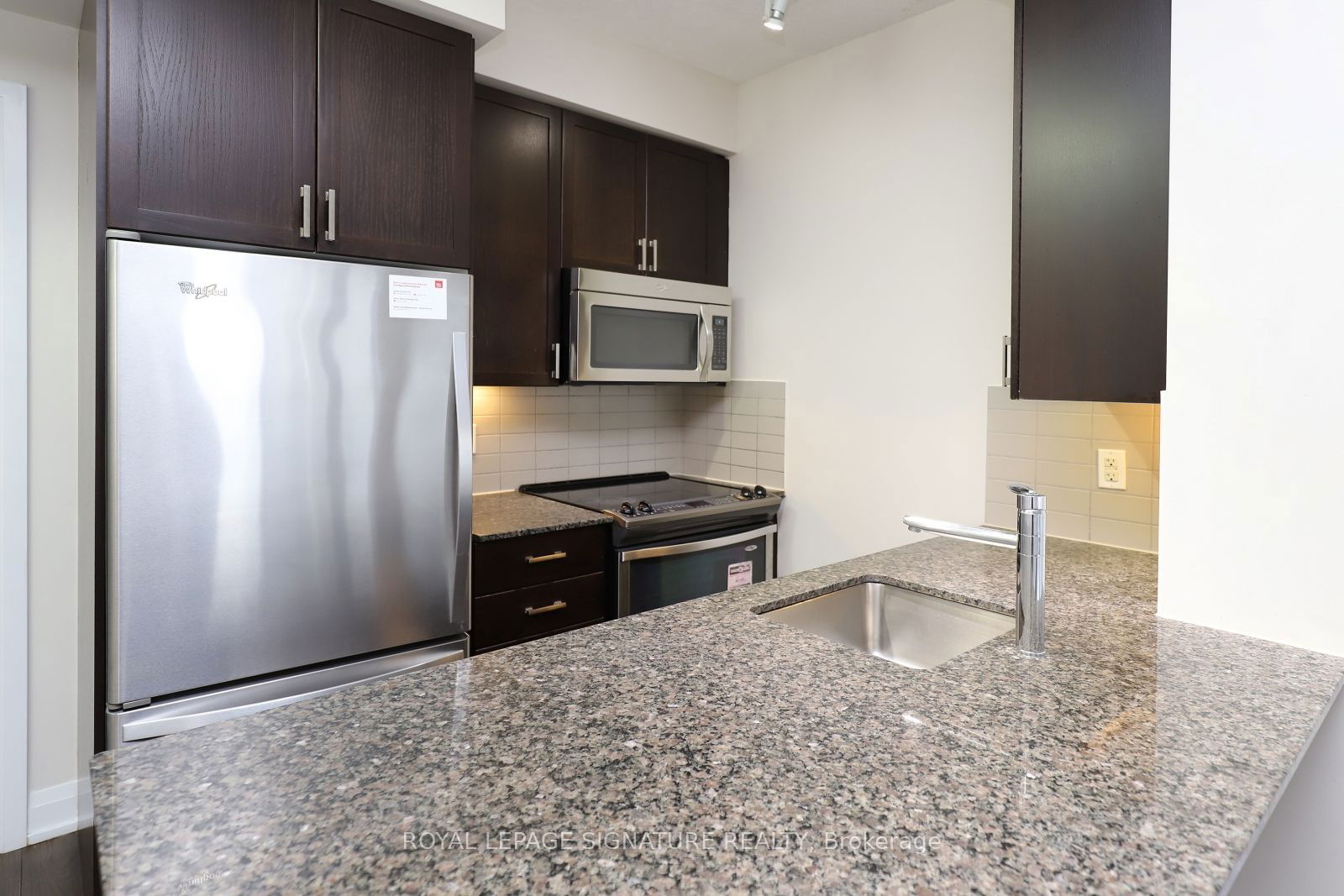 18 Graydon Hall, unit 1407 for sale - image #9