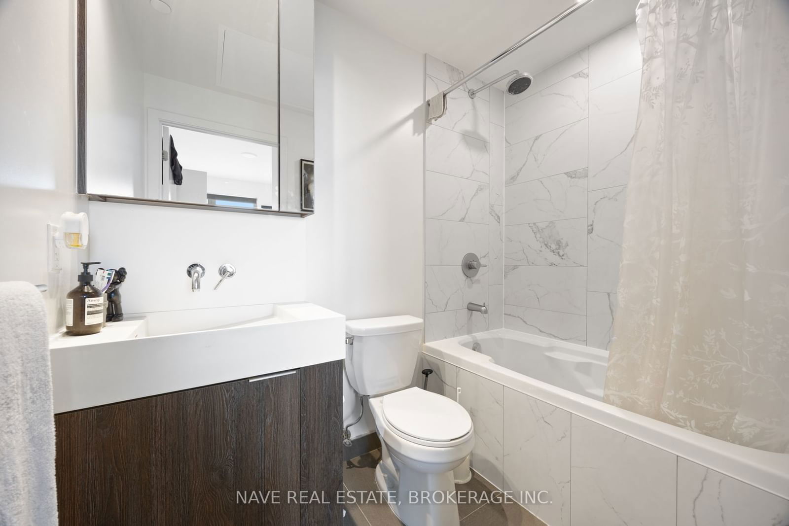 20 Richardson St, unit 2210 for sale - image #12