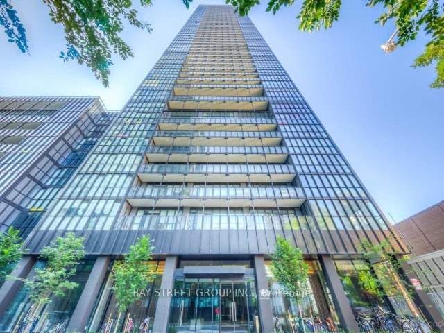 101 Charles St E, unit 4210 for rent