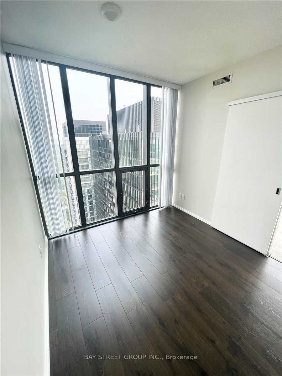 101 Charles St E, unit 4210 for rent