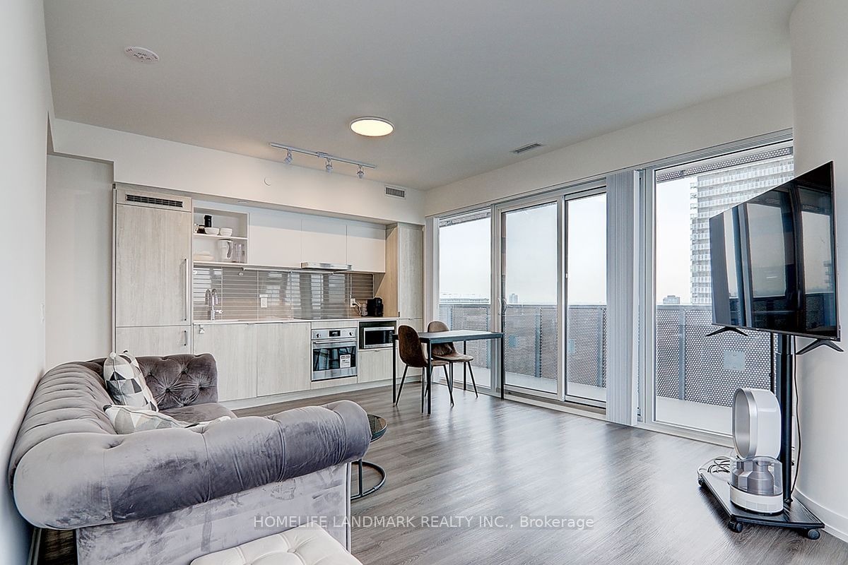 138 Downes St, unit 3307 for sale - image #7