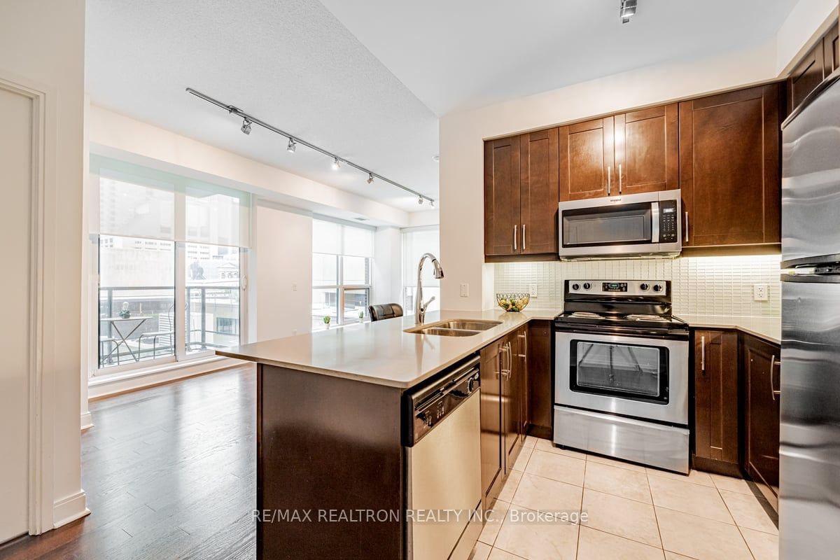 38 The Esplanade, unit 316 for sale - image #16