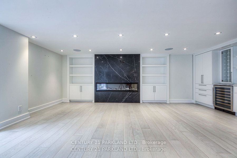 164 Cumberland St, unit 402 for rent