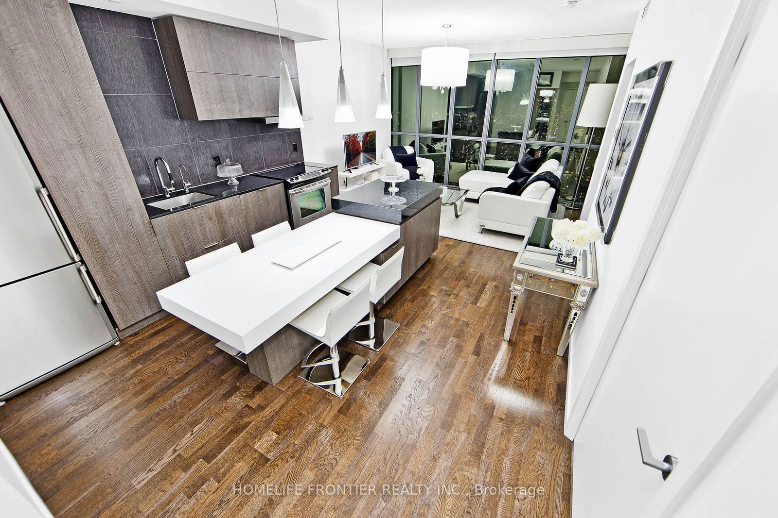 101 Charles St E, unit 4202 for sale - image #5