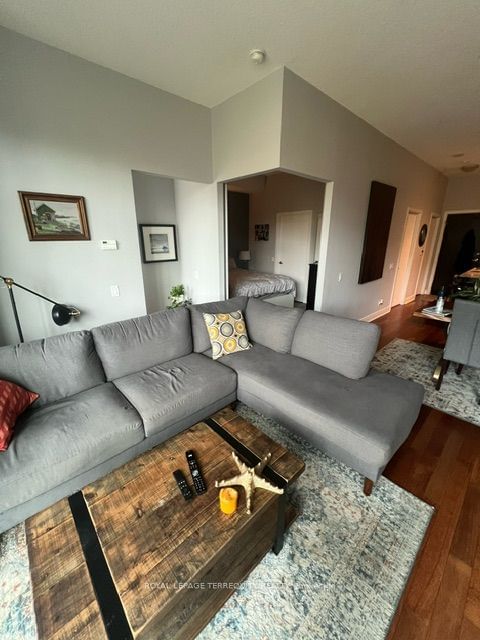 116 George St, unit 405 for rent - image #5