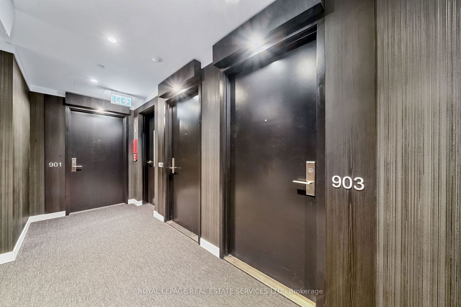 20 Edward St E, unit 903 for rent