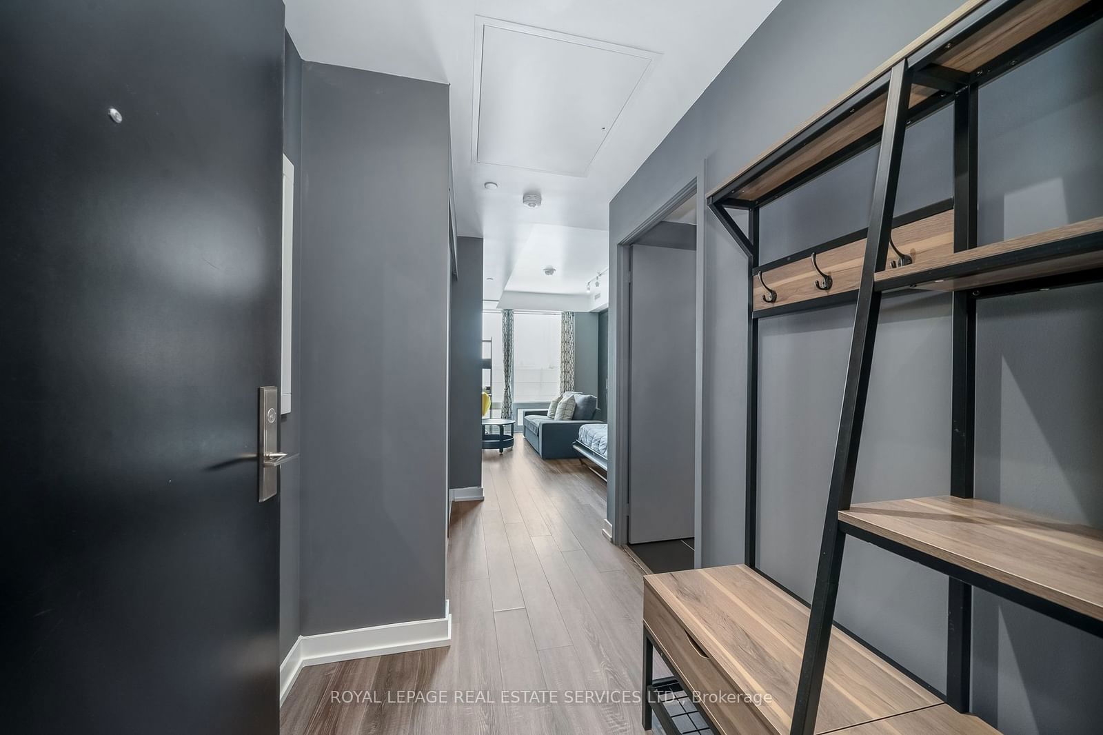 20 Edward St E, unit 903 for rent