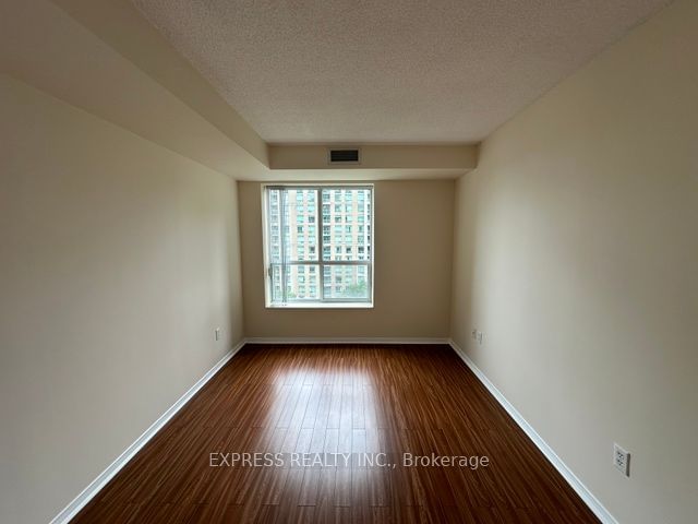 29 Pemberton Ave, unit 906 for rent - image #4