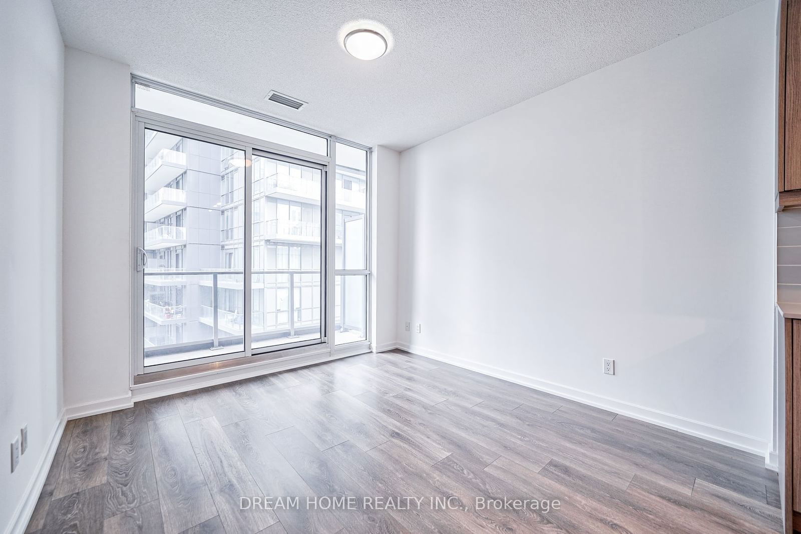 32 forest manor Rd, unit 506 for sale - image #8