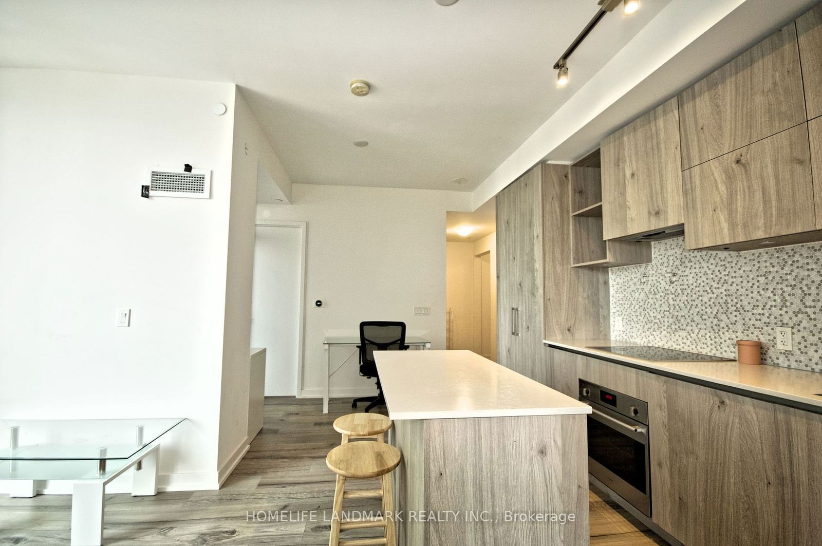 1 Yorkville Ave, unit 1902 for rent - image #8