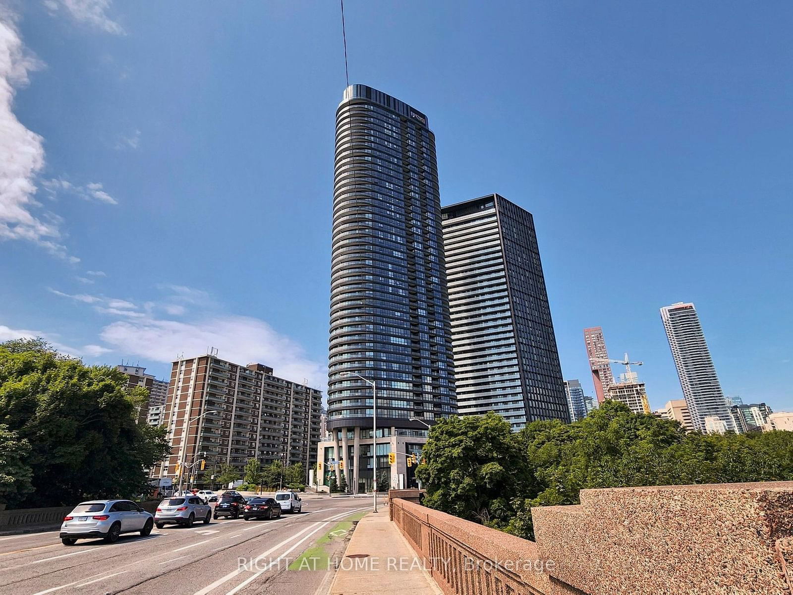 585 Bloor St E, unit 3115 for sale