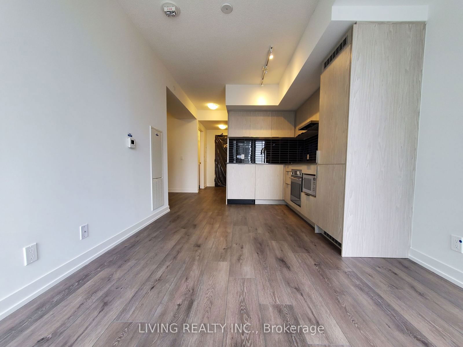 60 Shuter St, unit 2812 for rent - image #2