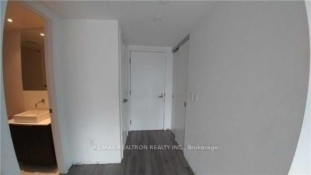 159 Dundas St E, unit 709 for rent - image #4