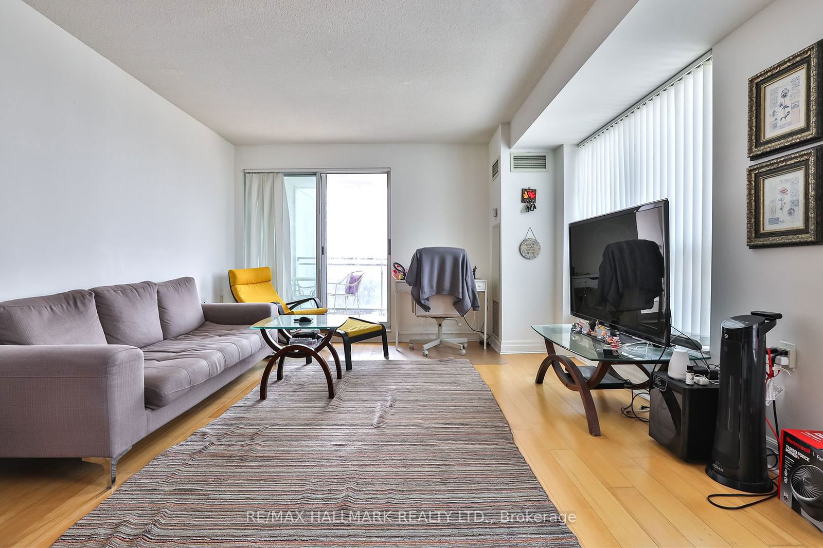 21 Hillcrest Ave, unit 2507 for rent - image #10