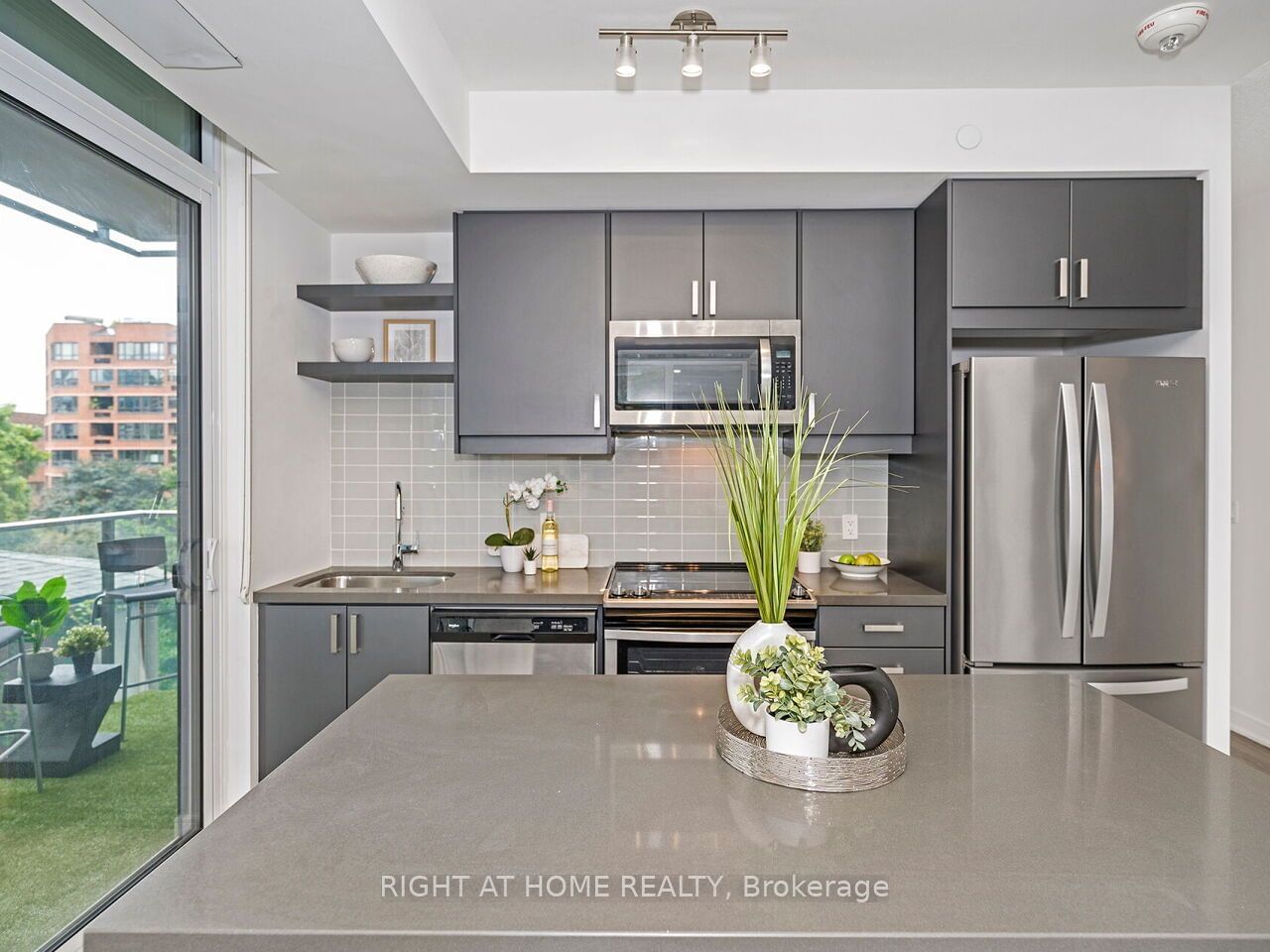 50 Wellesley St E, unit 504 for sale - image #10