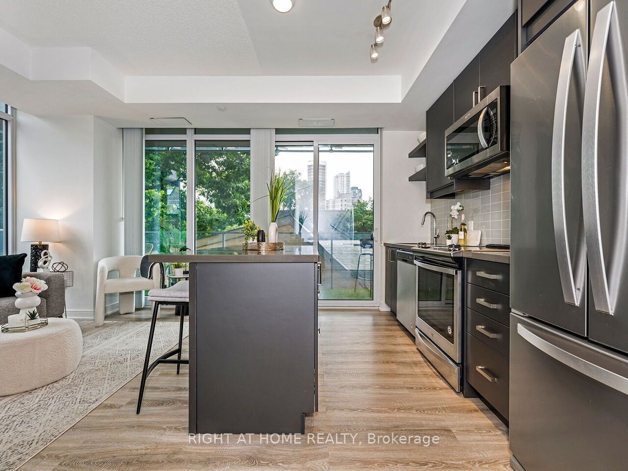 50 Wellesley St E, unit 504 for sale - image #9