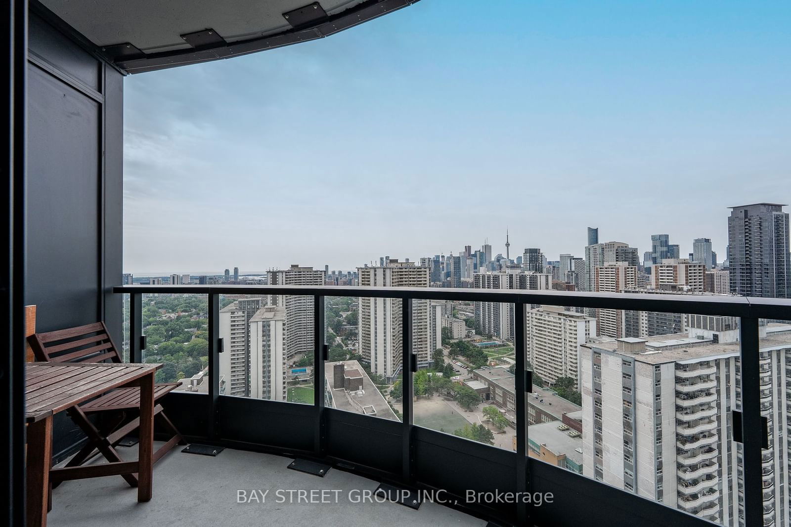 585 Bloor St E, unit 2922 for sale