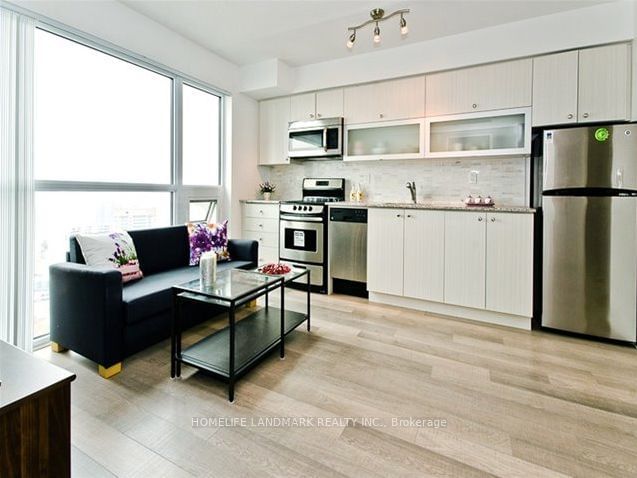 275 Yorkland Rd, unit 3001 for sale - image #2