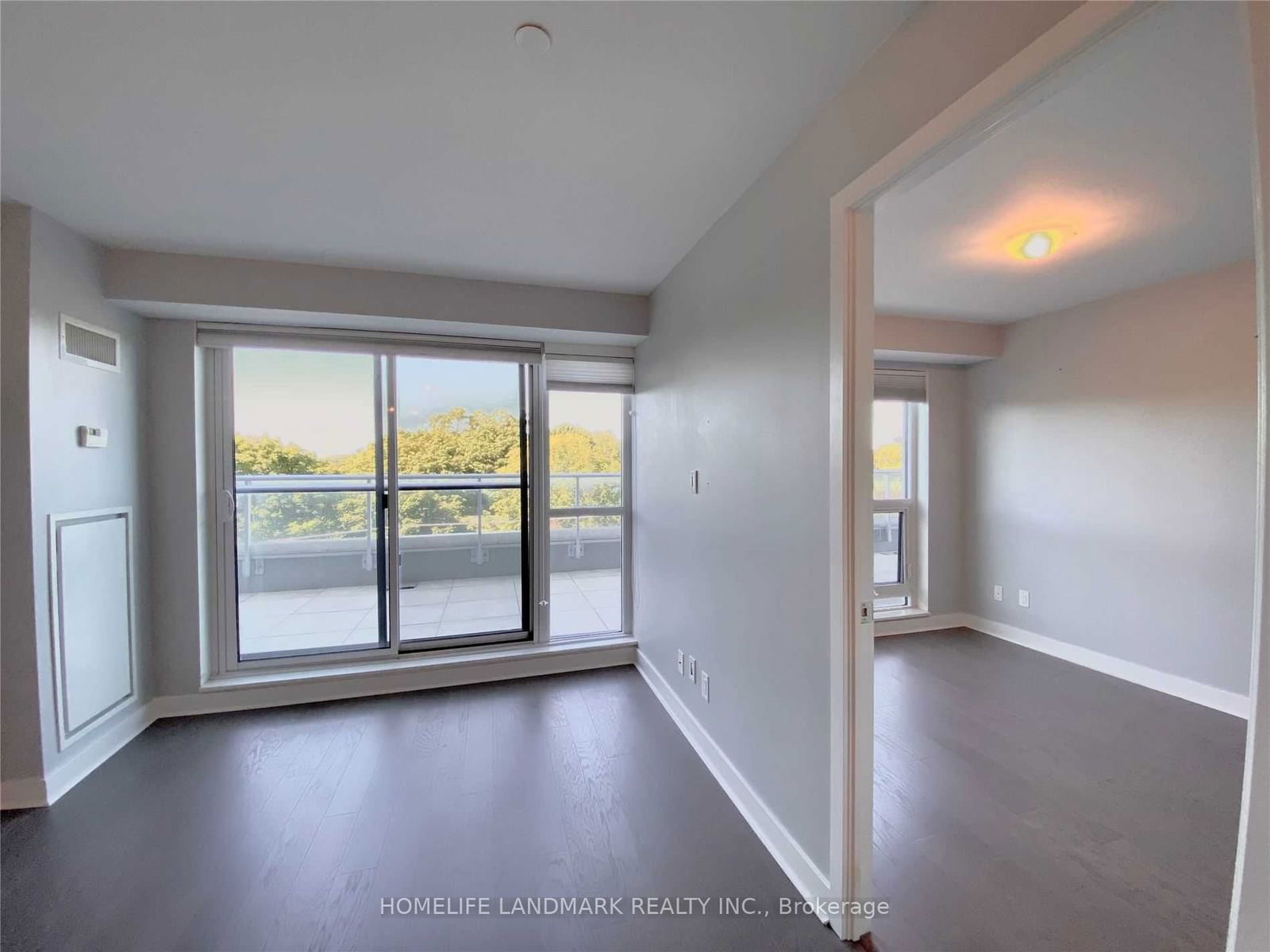 58 Orchard View Blvd, unit 403 for rent - image #8