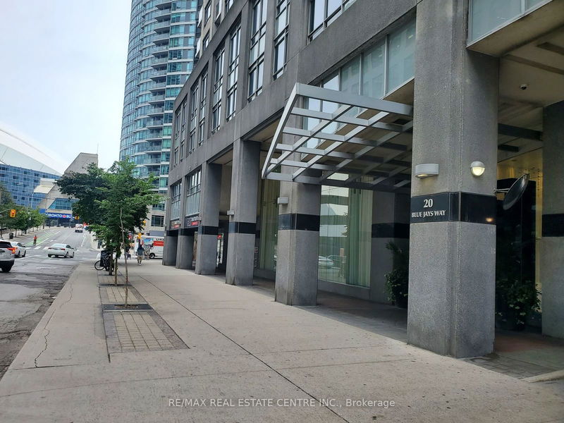 20 Blue Jays Way, unit 1019 for sale - image #1