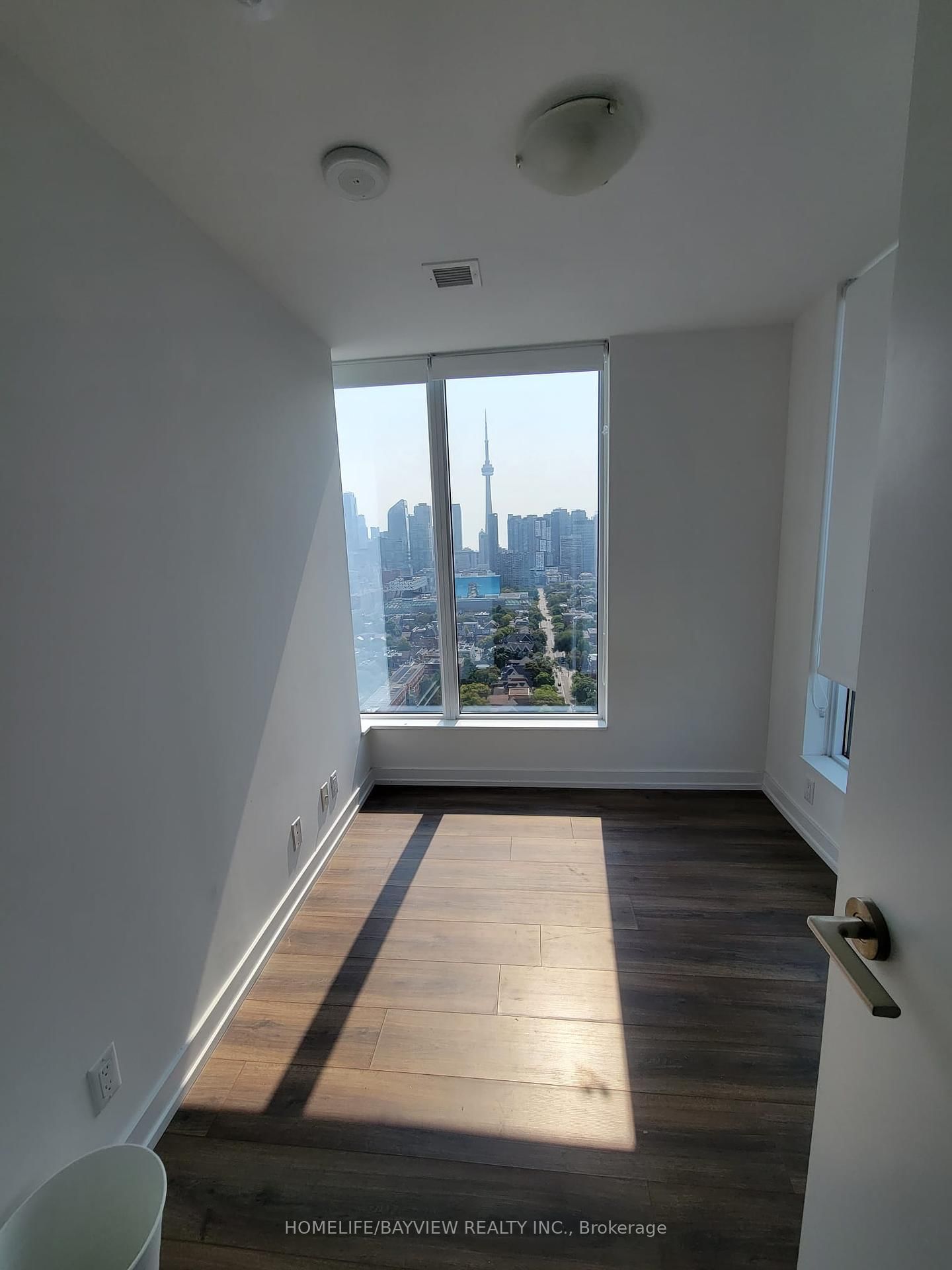 203 College St, unit 2402 for rent - image #12