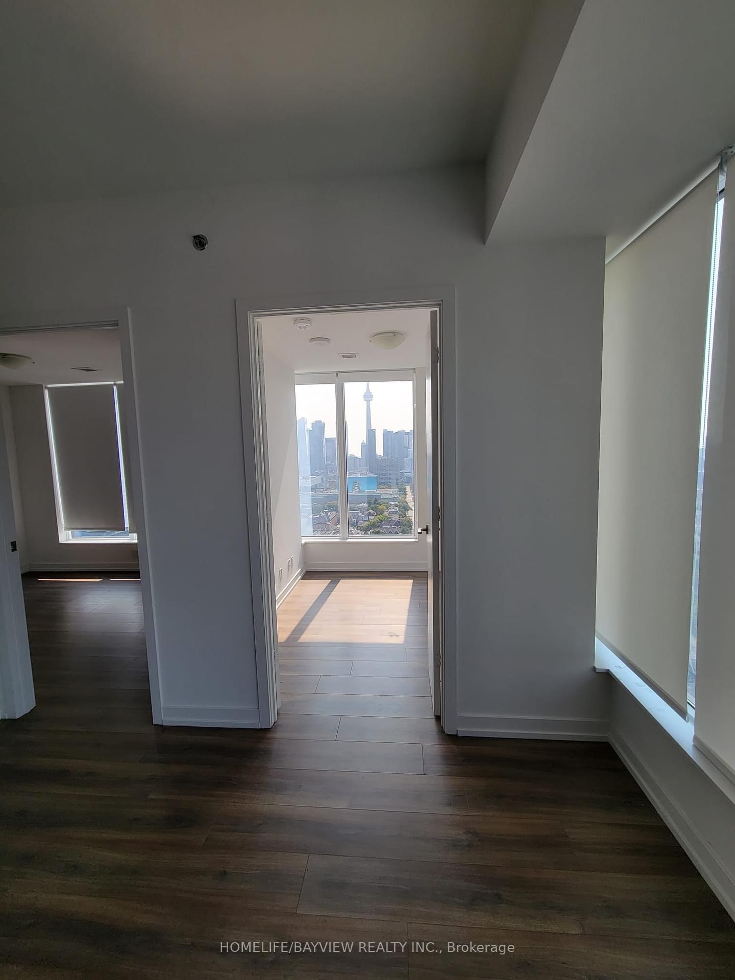 203 College St, unit 2402 for rent - image #8