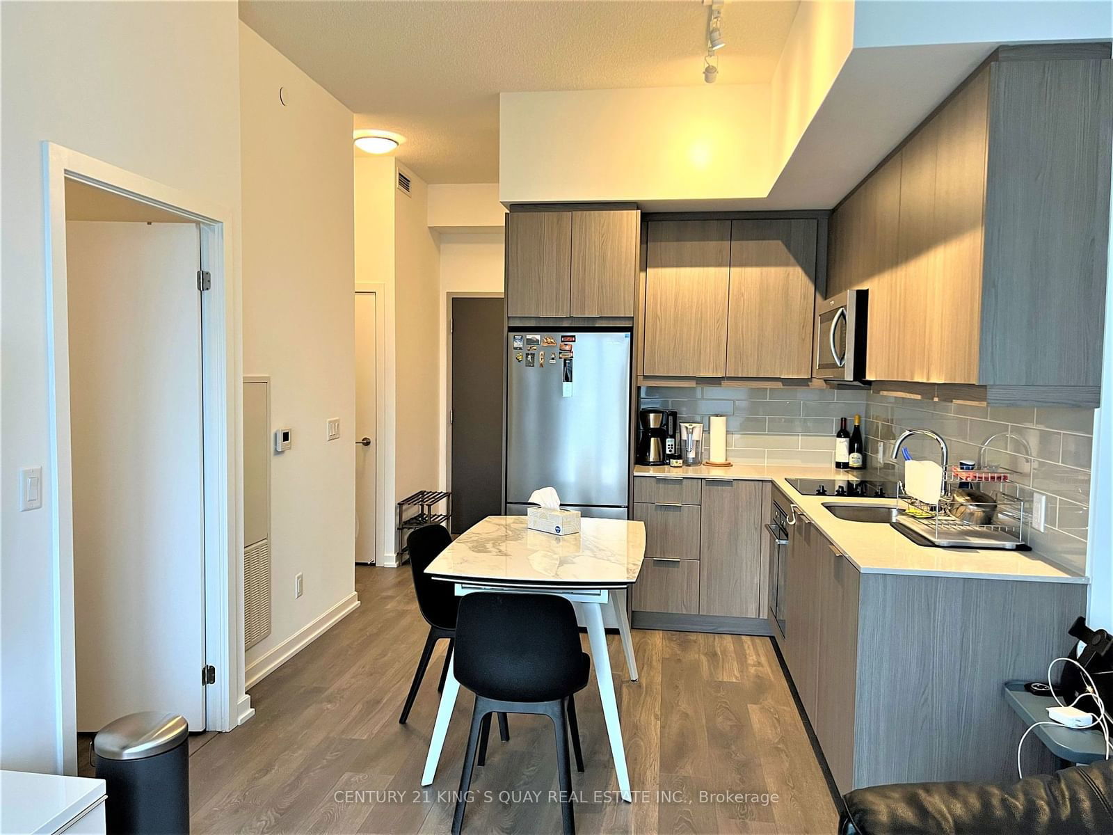 32 Forest Manor Rd, unit 3004 for rent - image #7