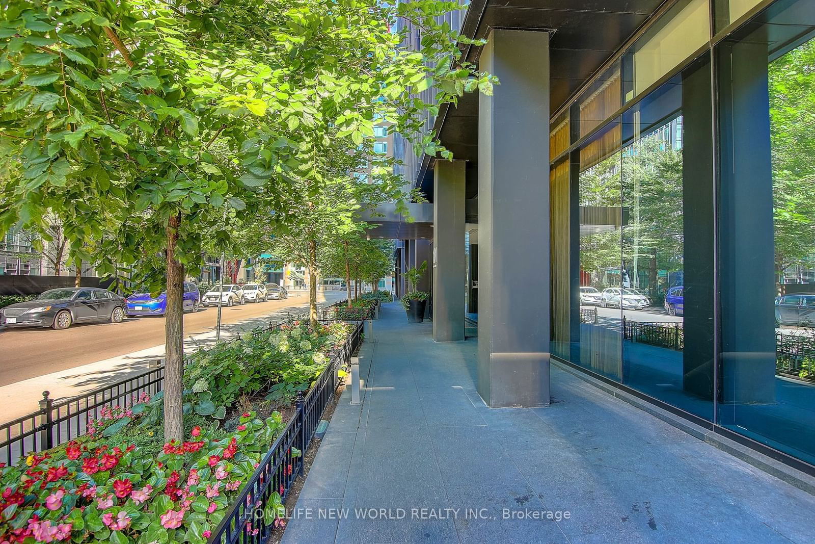 101 Charles St E, unit 406 for sale - image #30