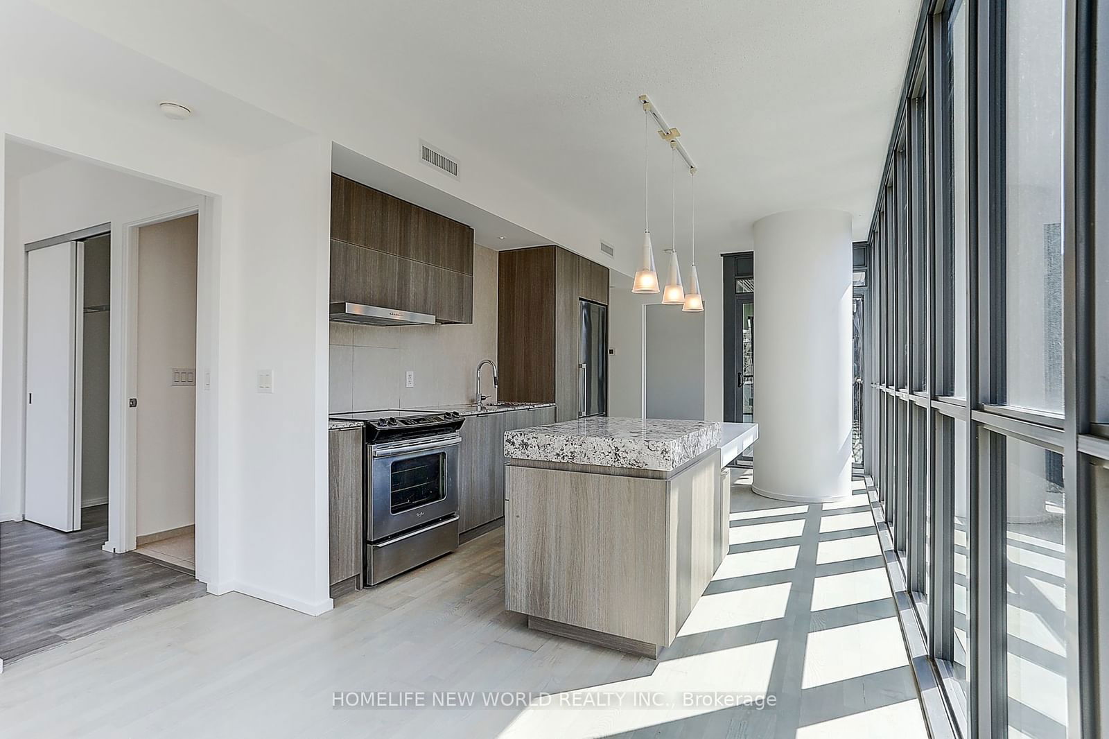 101 Charles St E, unit 406 for sale - image #9