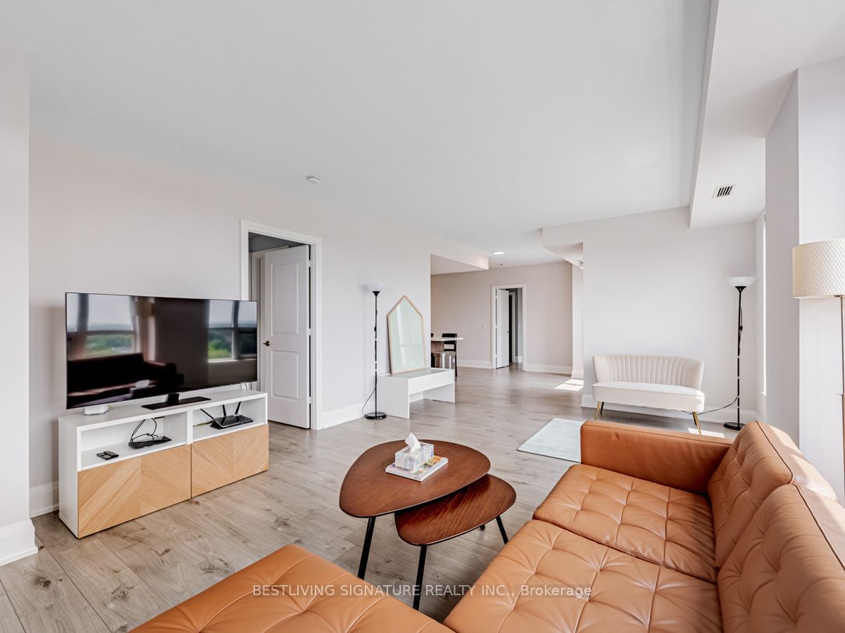 100 Harrison Garden Blvd E, unit 1211 for sale - image #13