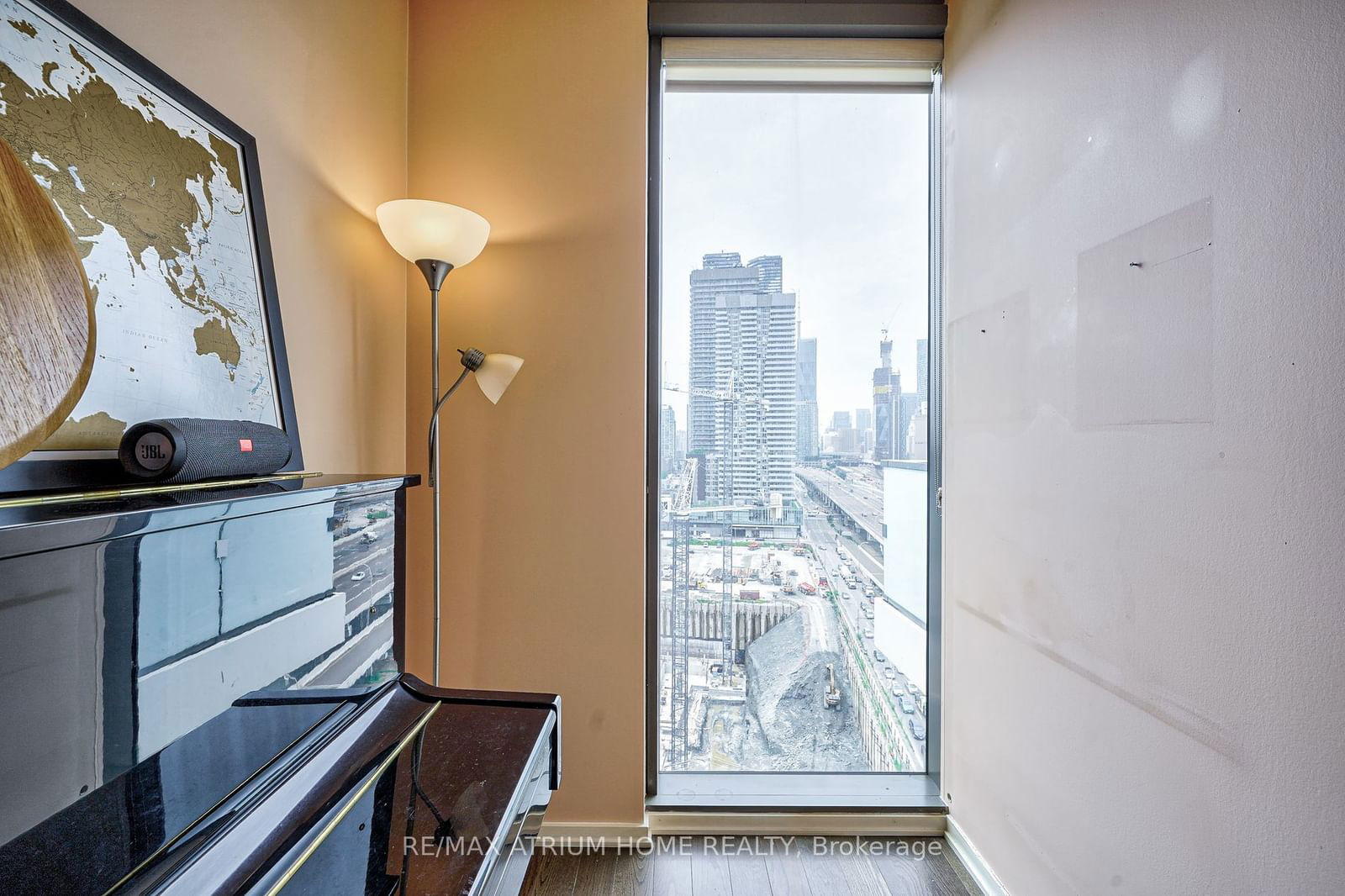 16 Bonnycastle St, unit 1402 for sale - image #17