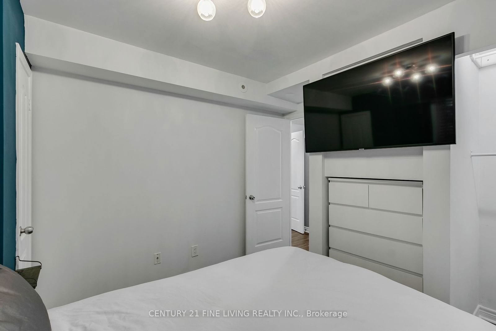 39 Canniff St, unit 701 for sale - image #20