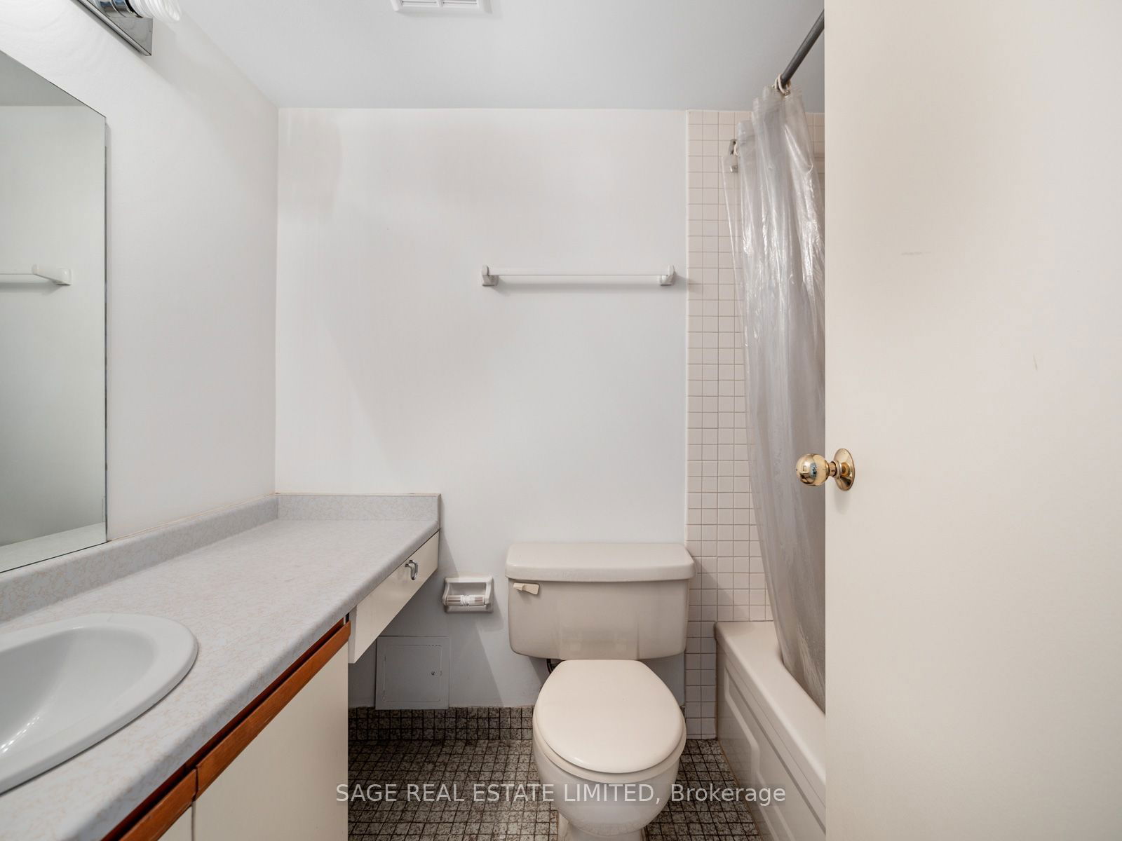 86 Gerrard St E, unit 4D for sale - image #34