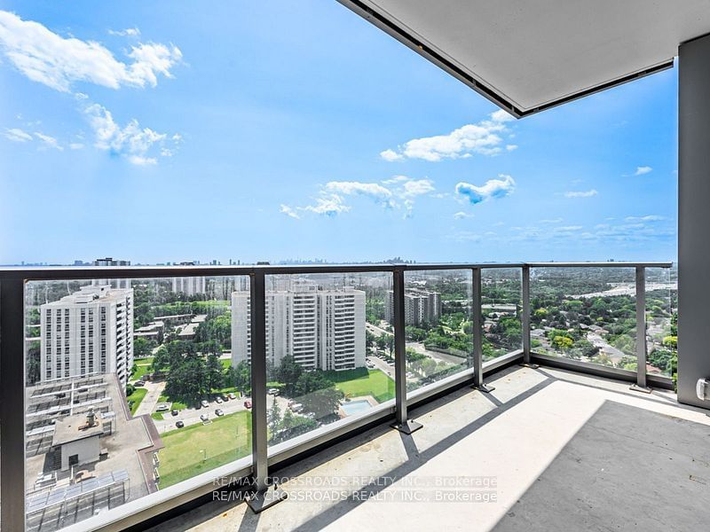 32 Forest Manor Rd, unit 1910 for sale - image #4