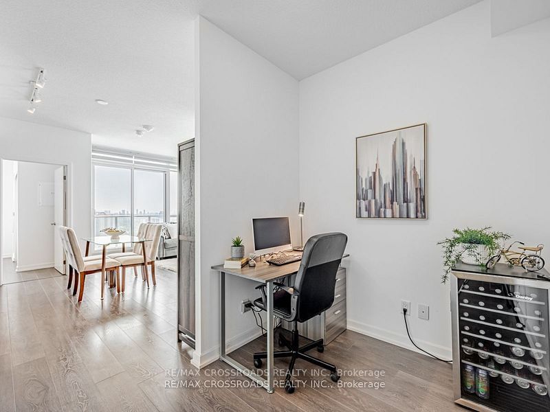 32 Forest Manor Rd, unit 1910 for sale - image #7