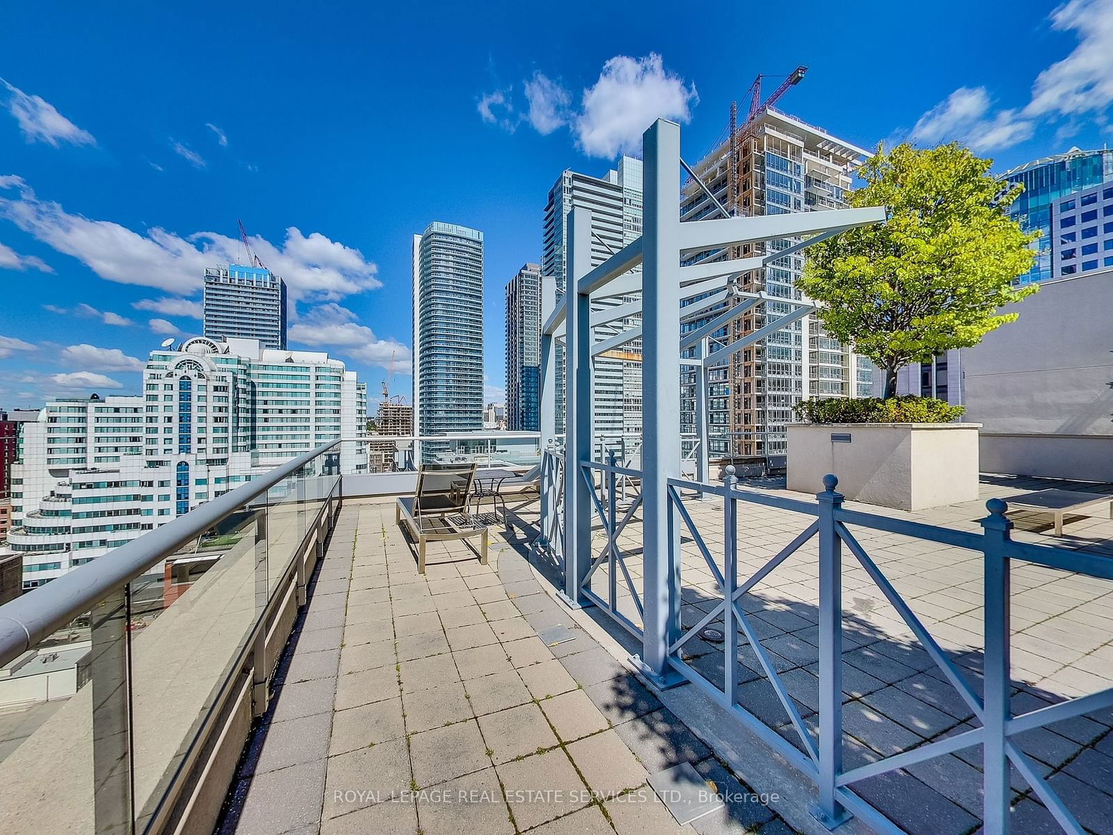 250 Wellington St W, unit 1034 for sale - image #15