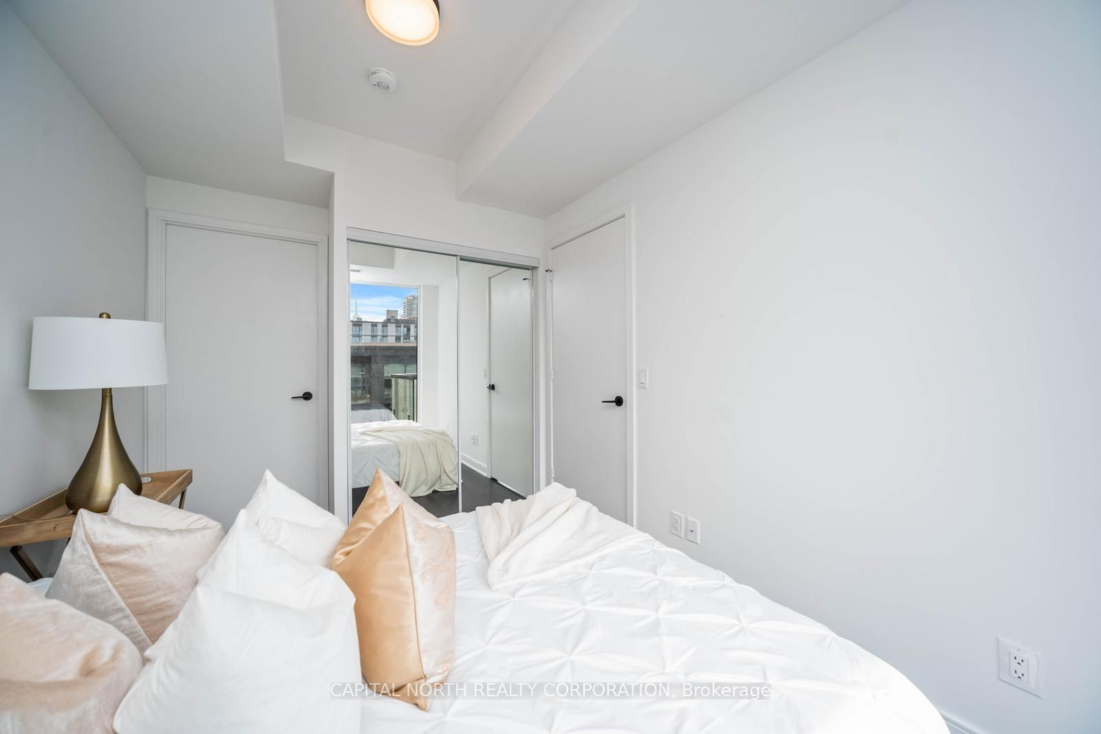 180 Mill St, unit S564 for sale - image #22