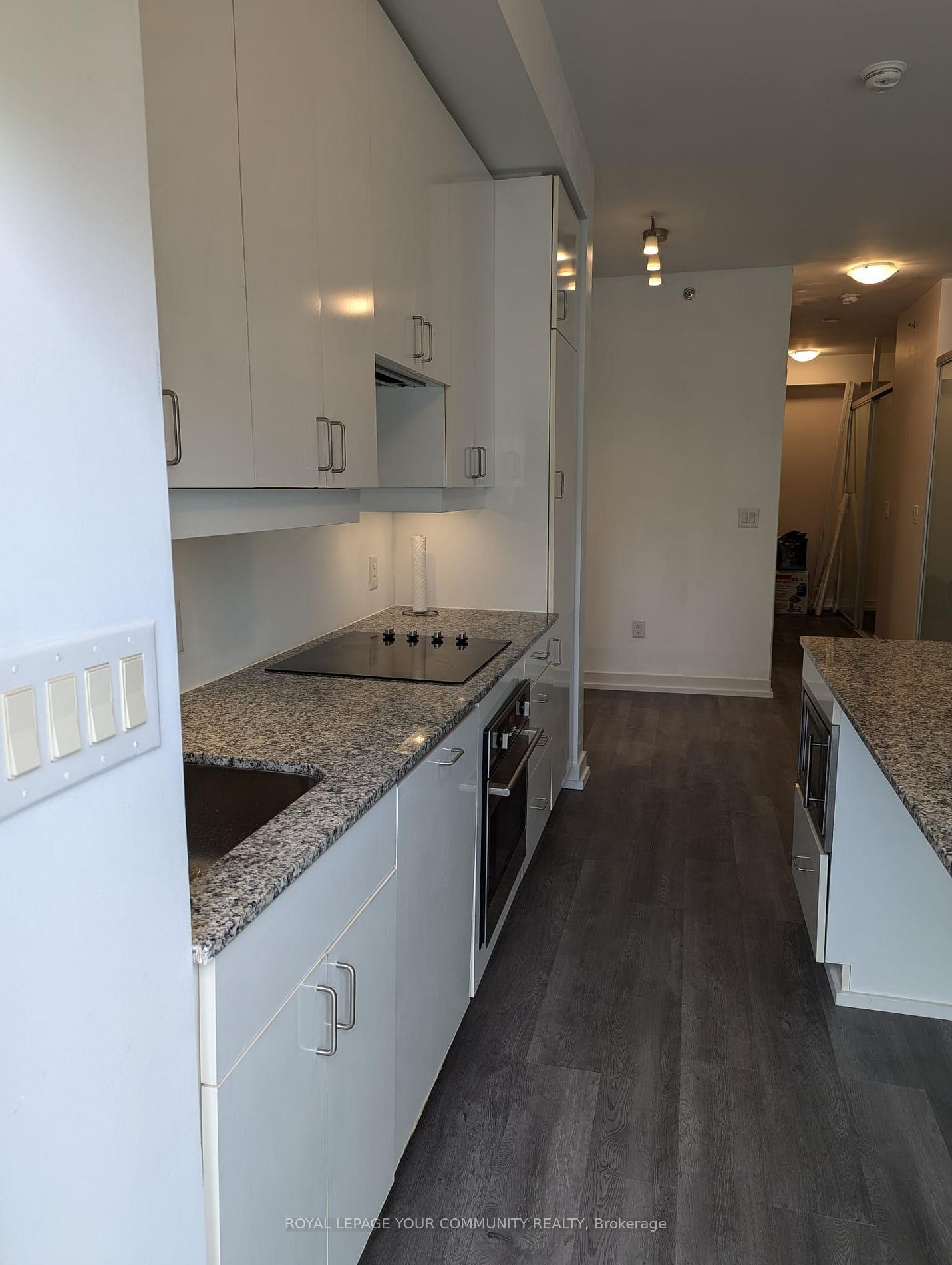 426 University Ave, unit 2310 for sale - image #8