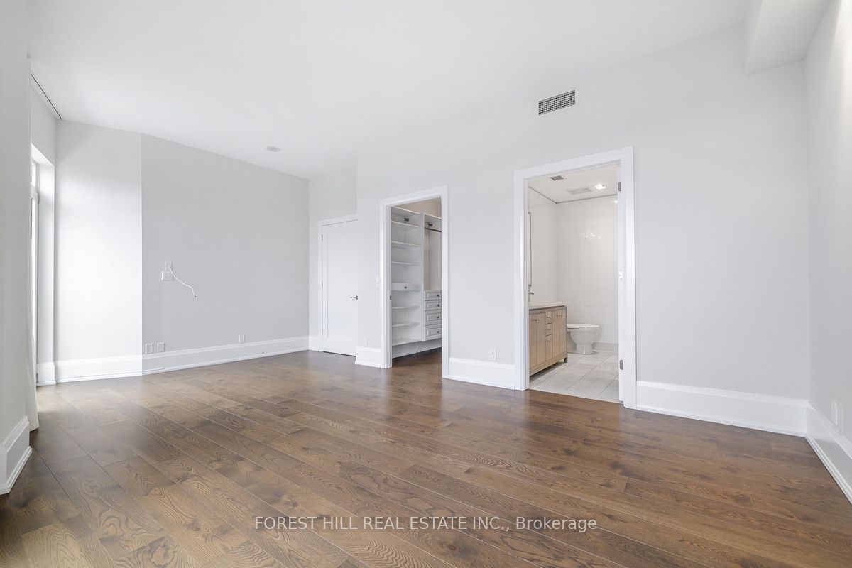 336 Spadina Rd, unit PH1 for rent