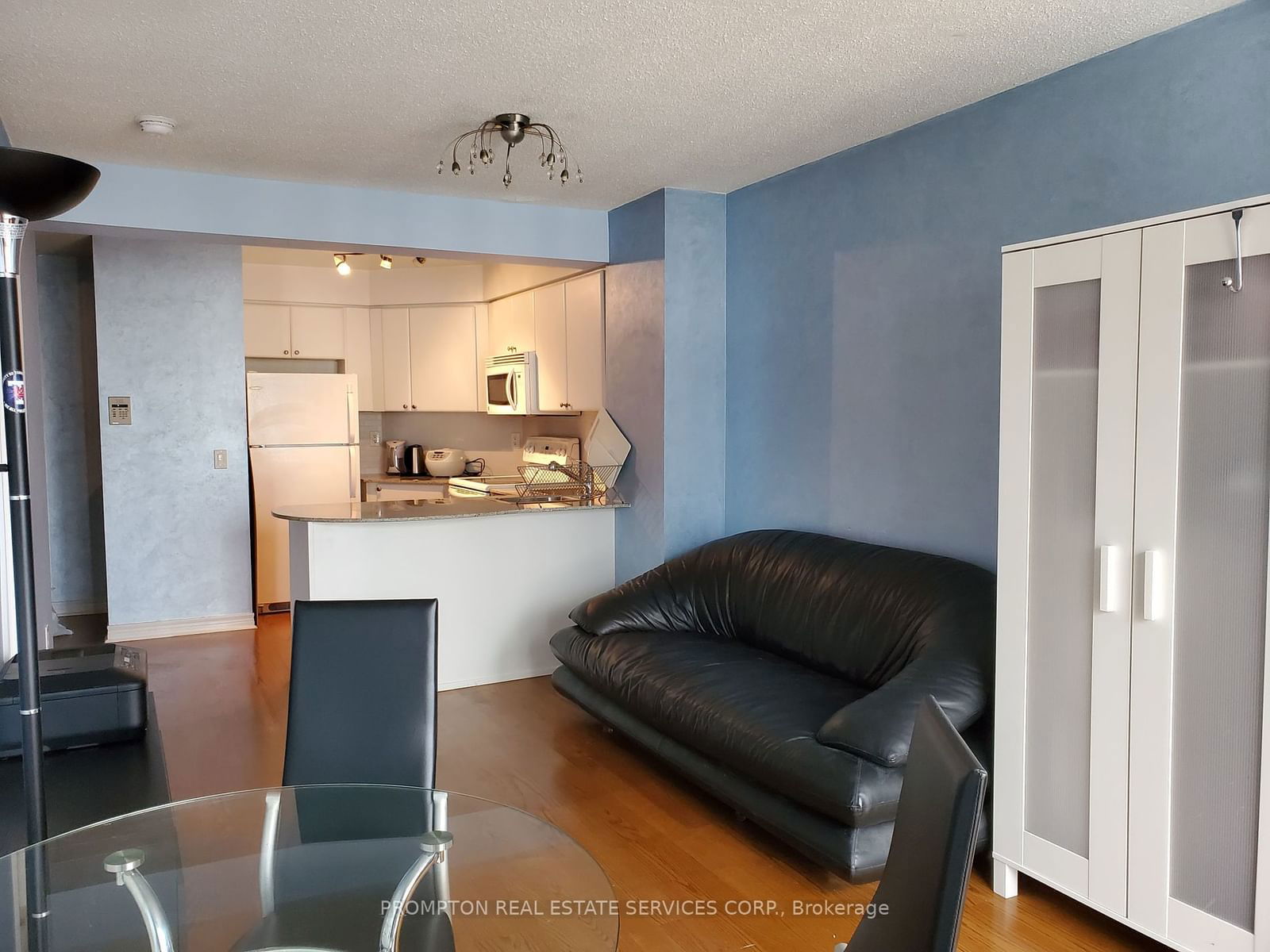 763 Bay St, unit 1913 for rent - image #5