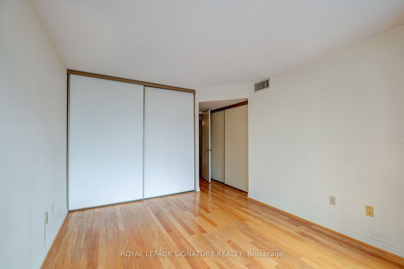 65 Scadding Ave, unit 422 for sale - image #17