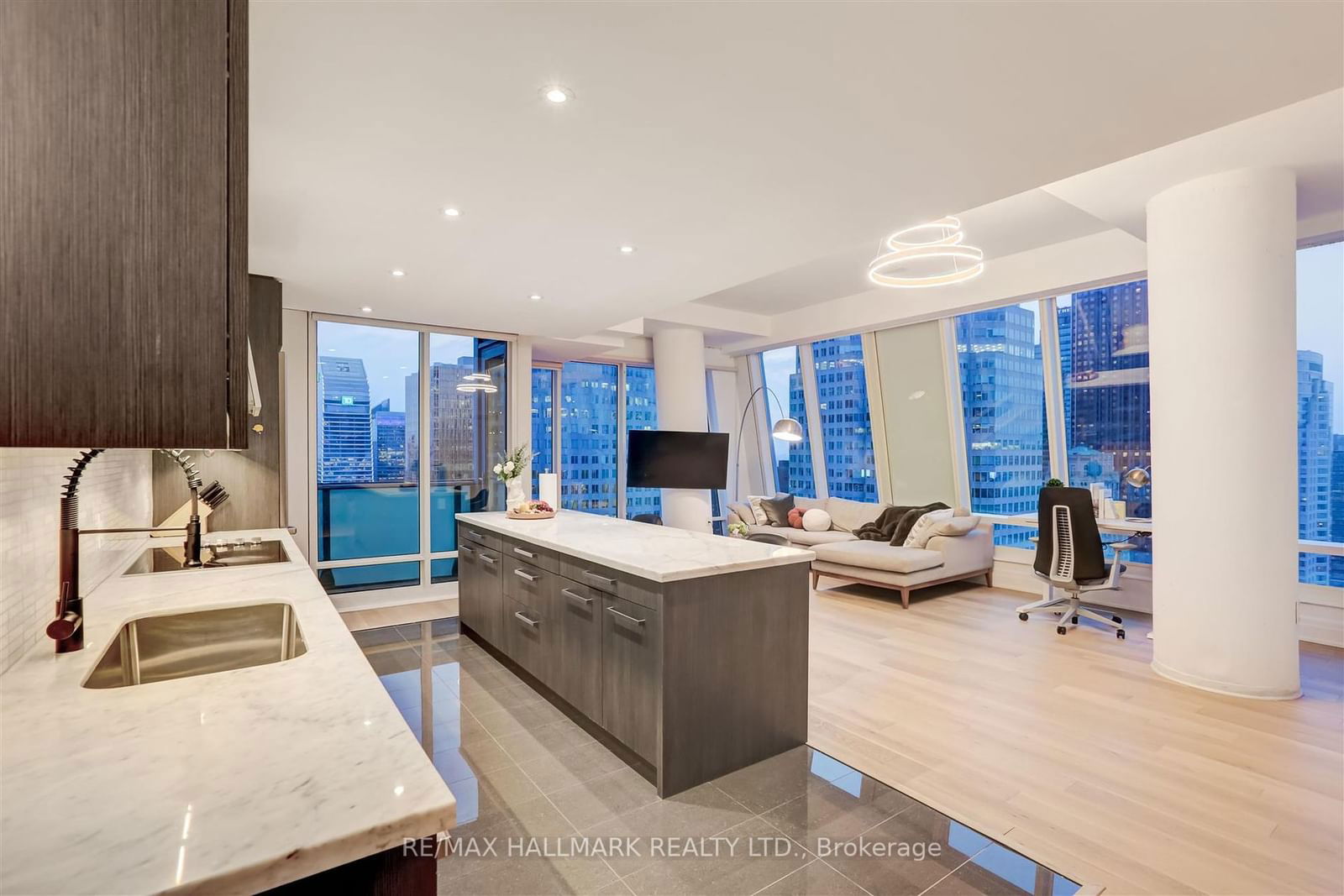 8 The Esplanade, unit 4804 for sale - image #12