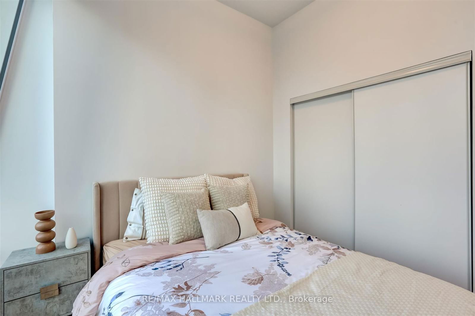 8 The Esplanade, unit 4804 for sale - image #23