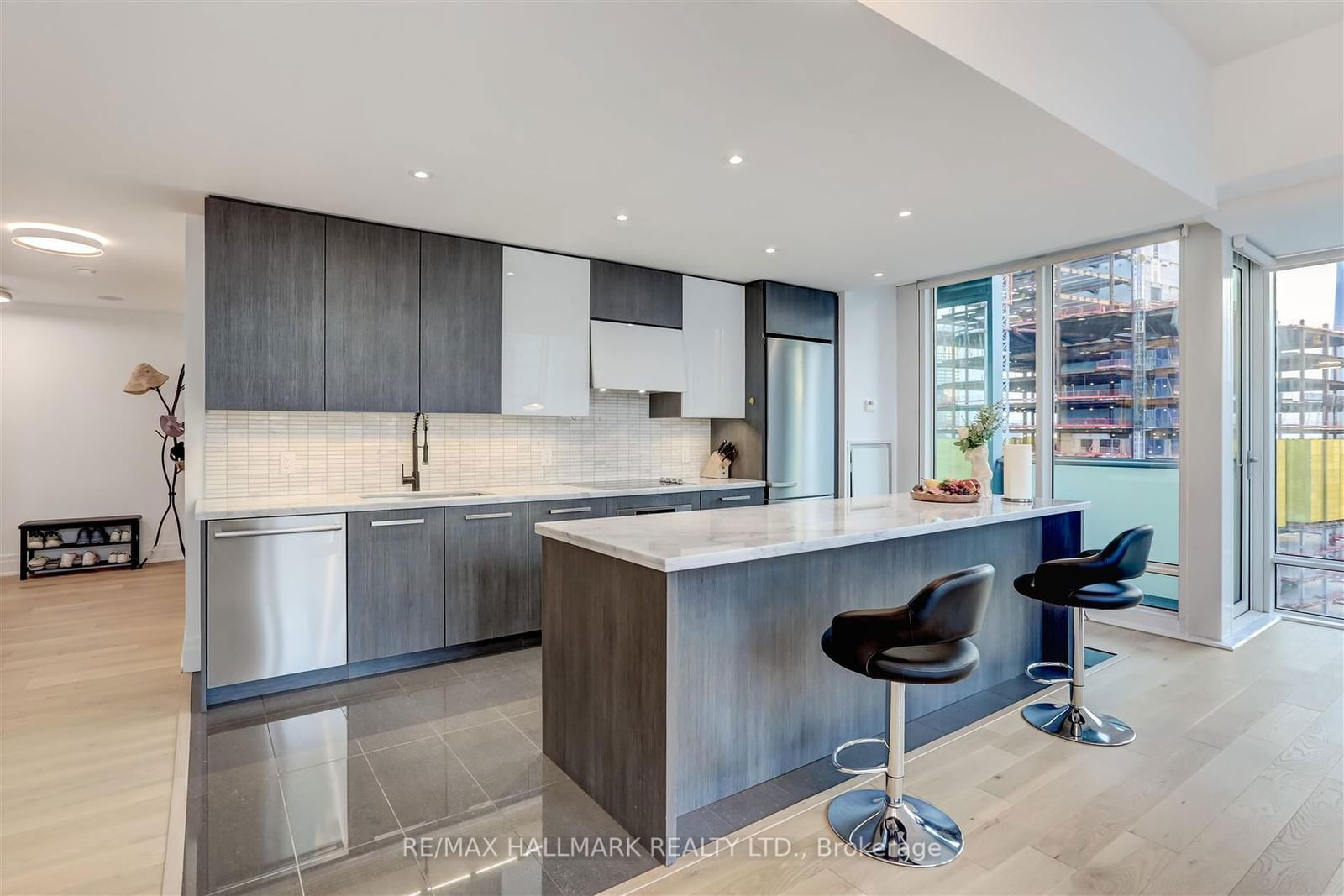 8 The Esplanade, unit 4804 for sale - image #4