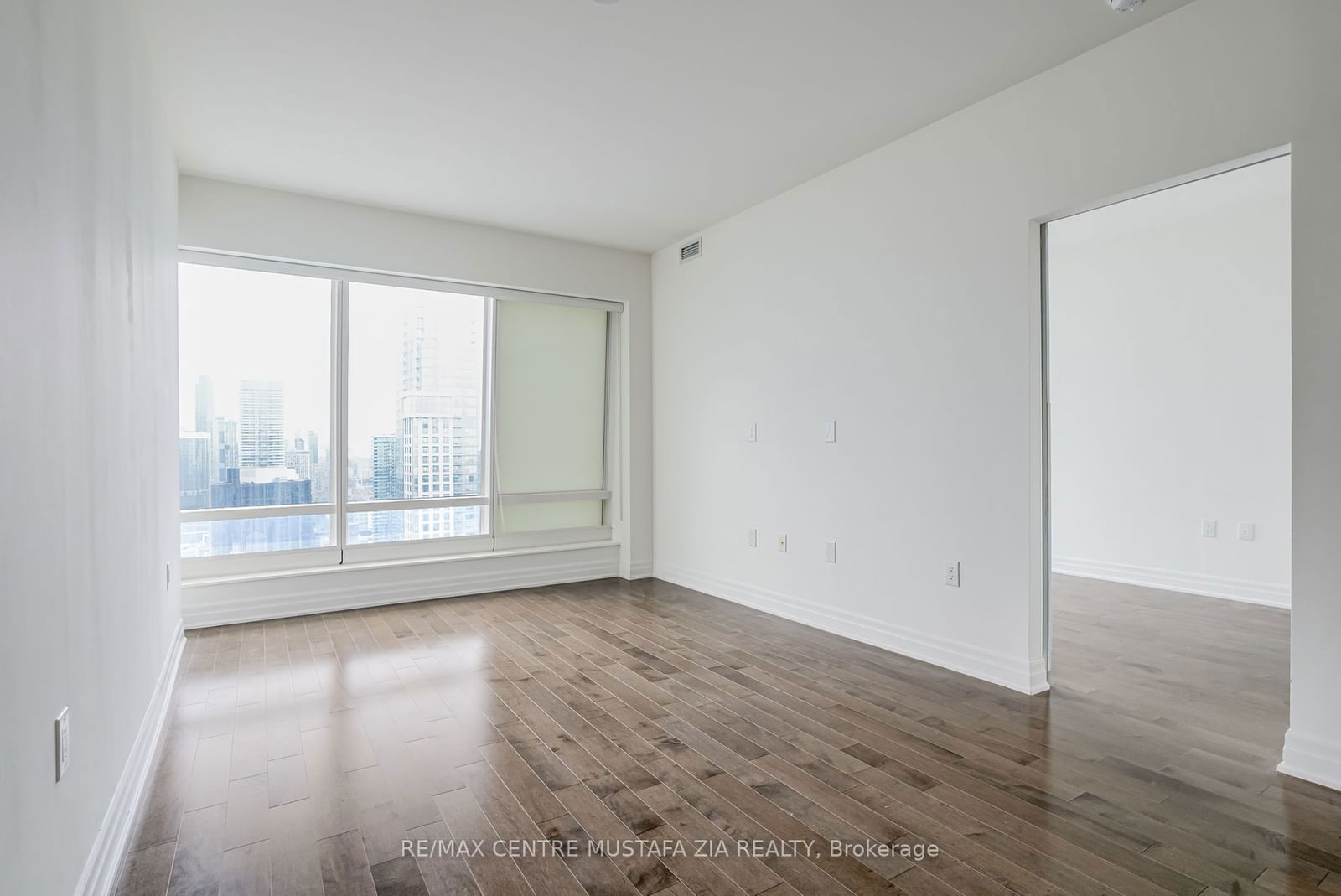 8 The Esplanade, unit 4506 for rent