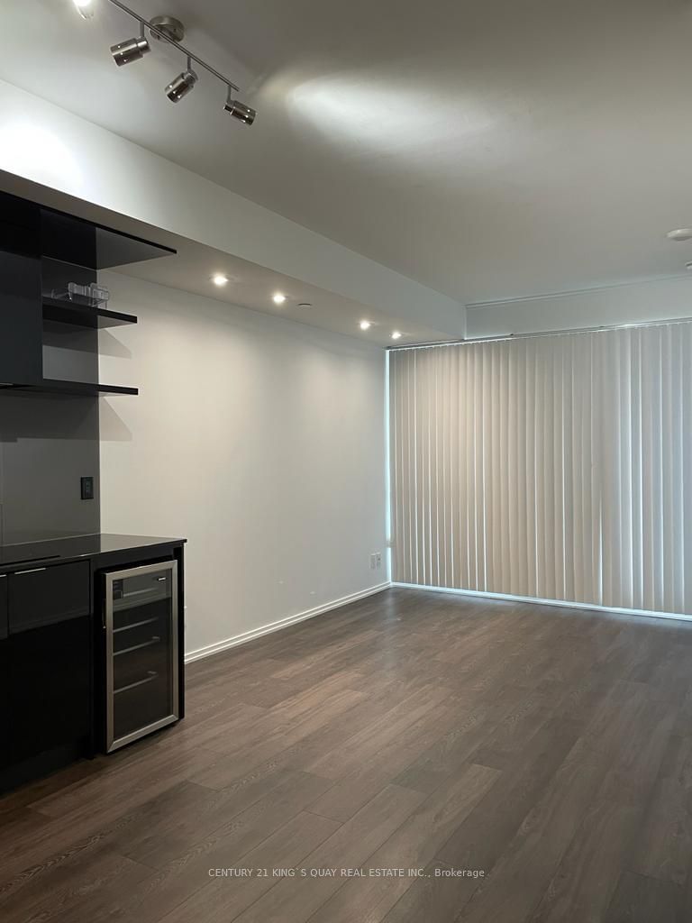 70 Temperance St, unit 2509 for rent