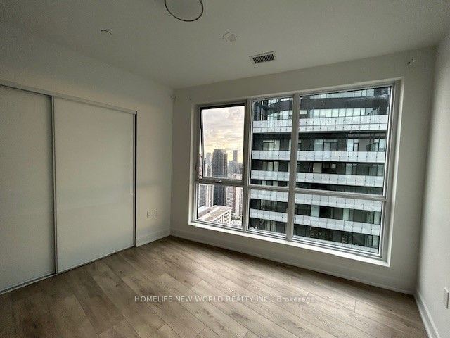 585 Bloor St E, unit 3622 for rent - image #5